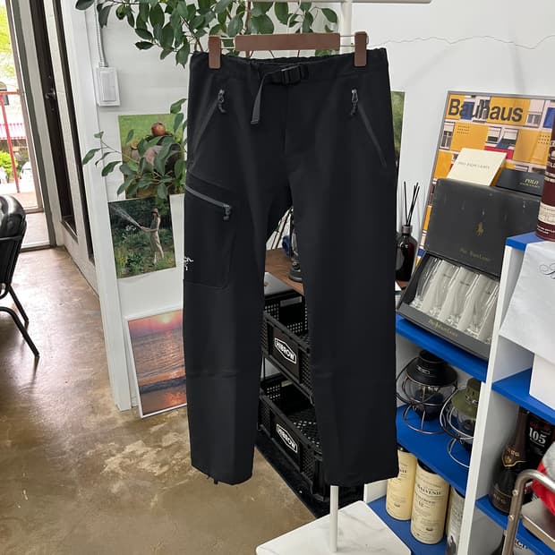 아크테릭스 감마 AR팬츠 S