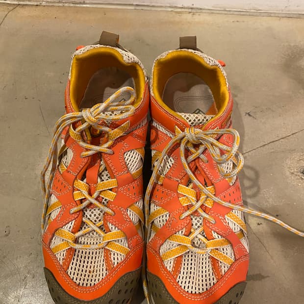 머렐x비브람 트레킹화