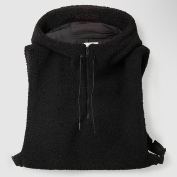 COS 부클 후드 베스트 블랙