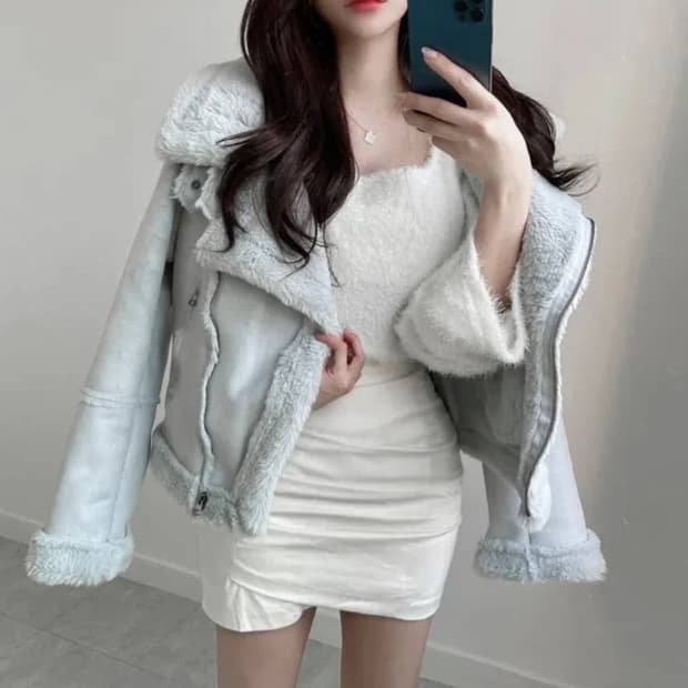 새제품 국내제작 ! 스웨이드 페이크퍼 숏 무스탕 소라