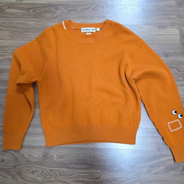 유니클로 안야 힌드마치 니트 S