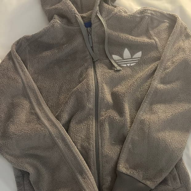 아디다스 회색 후리스 후드집업