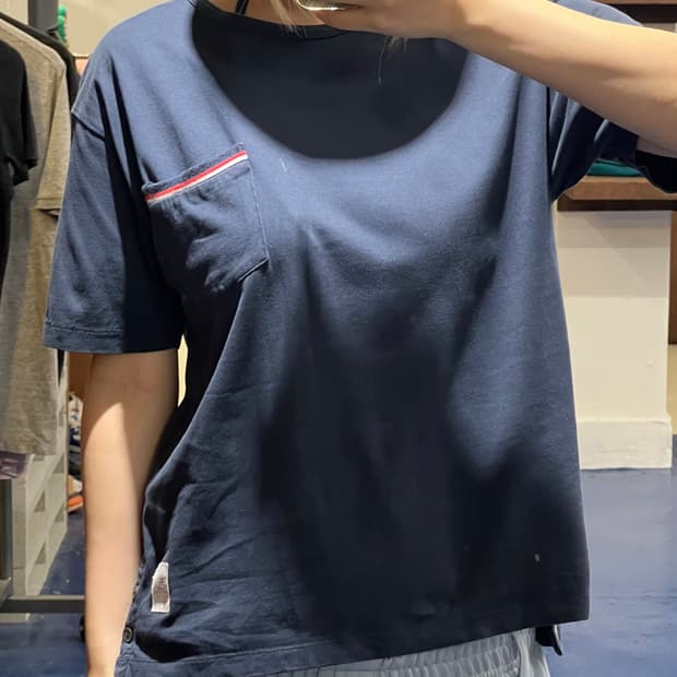 톰브라운 포켓 반팔티