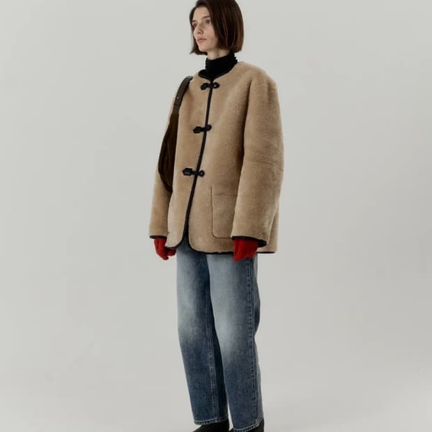 리볼드 리버시블 시어링 무스탕 블랙