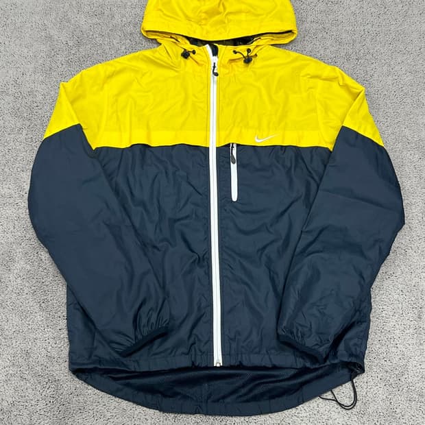 (M) 나이키 올드스쿨 스우시 바람막이