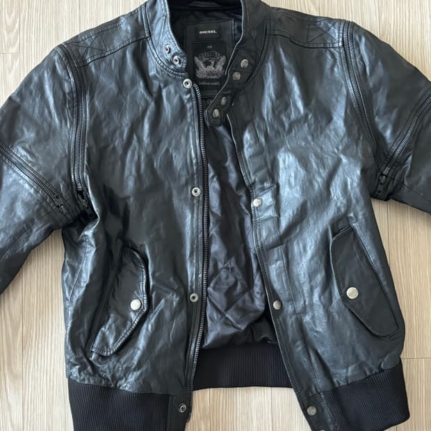 디젤 지퍼디테일 레더자켓