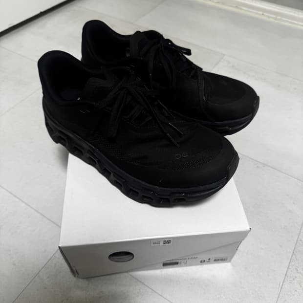 온 러닝 x 포스트 아카이브 팩션 (파프) 클라우드몬스터 2 블랙