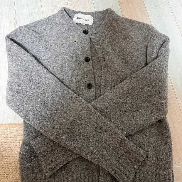 토니웩 모헤어 알파카 가디건 판매합니다