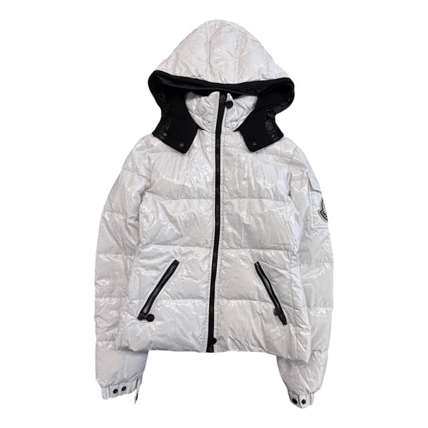 몽클레어 글로시 다운 자켓