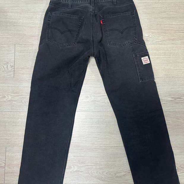 리바이스 568 [34x32] 블랙 카펜터 팬츠