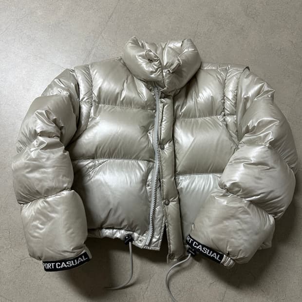 헤리티지플로스 패딩 21fw 크림색상