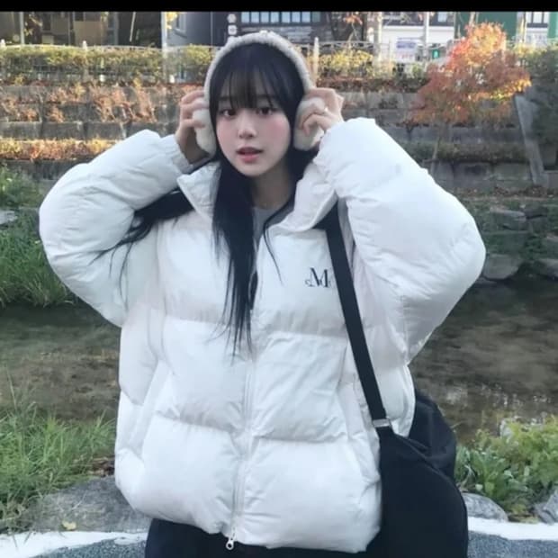 무센트 숏패딩 화이트