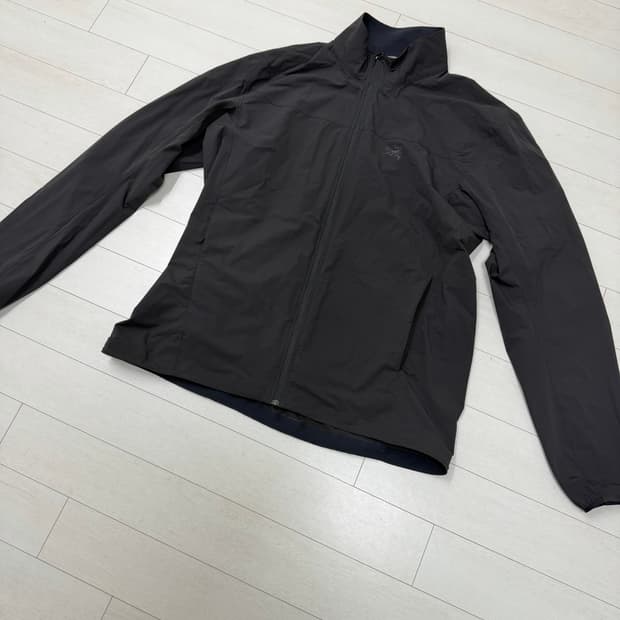 아크테릭스 감마 라이트웨이트 자켓 L 사이즈 