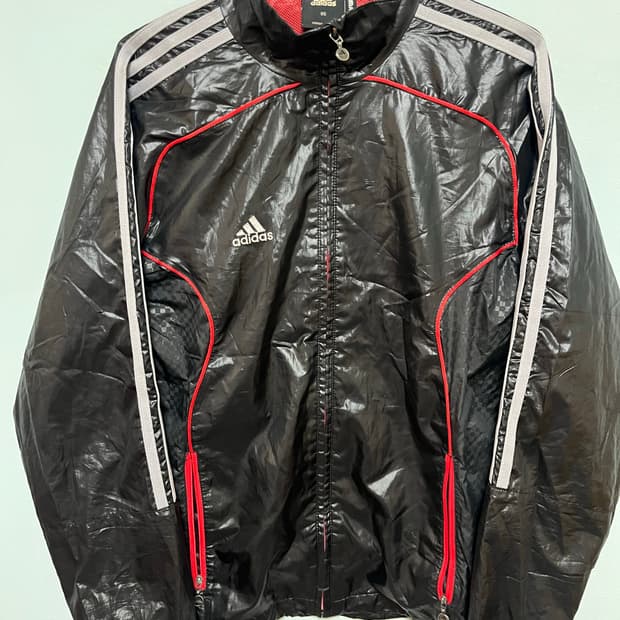 아디다스 유광 바람막이 블랙
