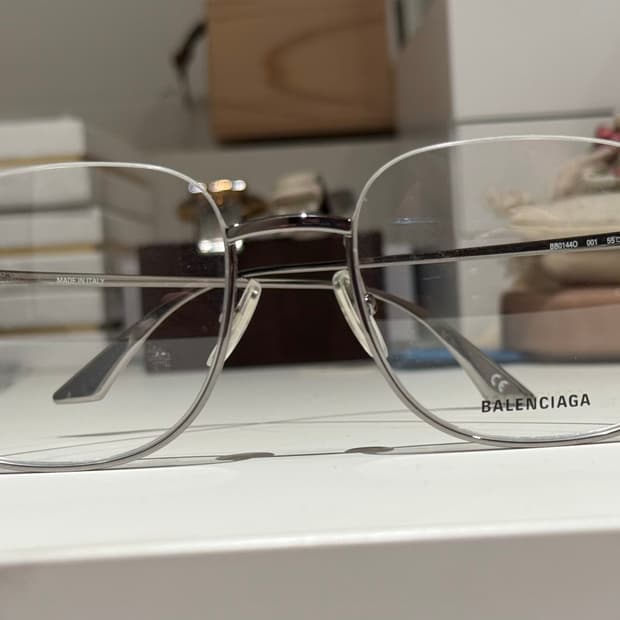 발렌시아가 반무테 안경 큰사이즈