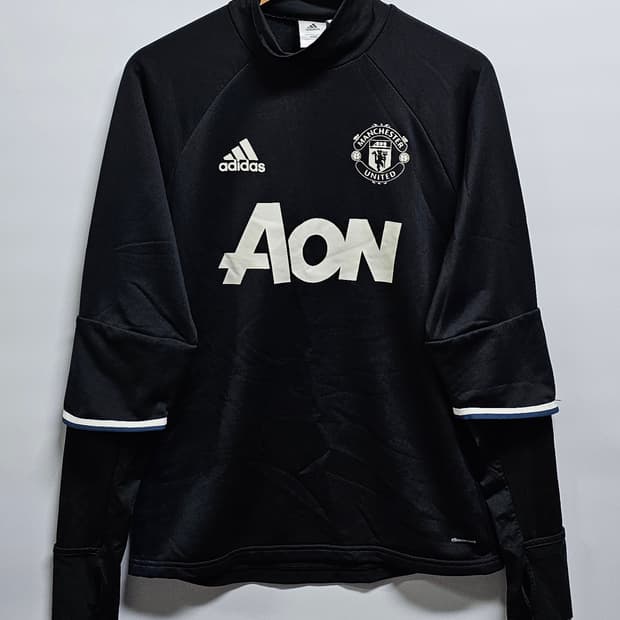 아디다스 맨유 트레이닝 탑 블랙 100