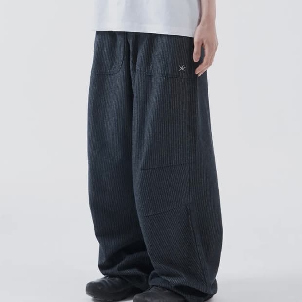 더콜디스트모먼트 스트라이프 팬츠