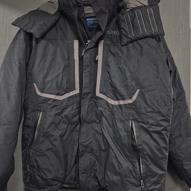 디스커버리 정품 구스패딩 100사이즈 팝니다