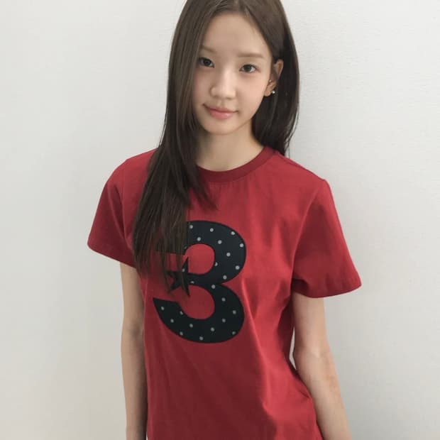 바우프 3 logo 도트 슬림핏 티셔츠 [레드]