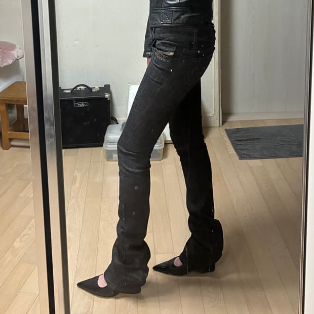 디젤 아카이브 로우라이즈 세미 부츠컷 데님