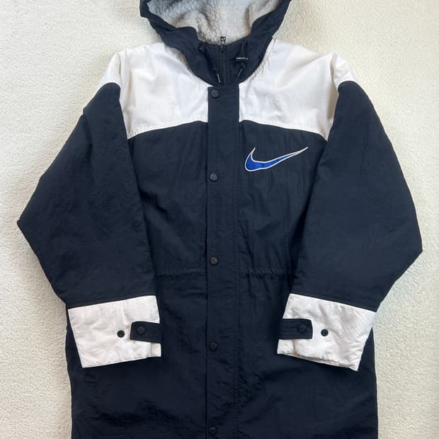 나이키 올드스쿨 점퍼