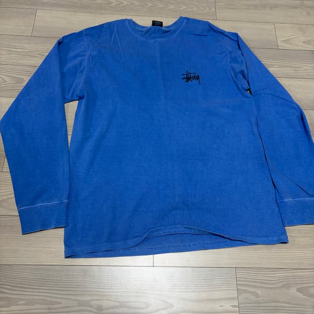스투시 롱슬리브