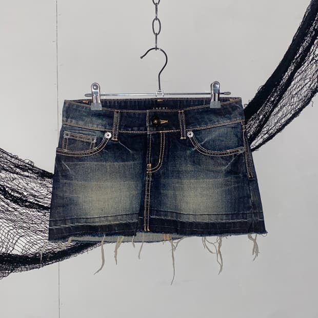꒰ঌ 잉그니 y2k 데미지 데님 스커트໒꒱