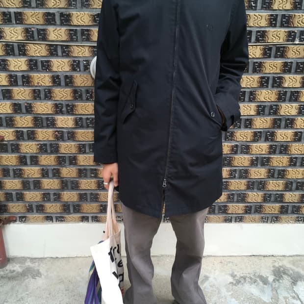 프레드페리 레인 코트 (4번째사진설명)