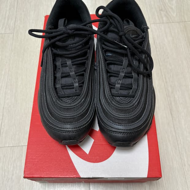 나이키 에어맥스 97 올블랙 230mm