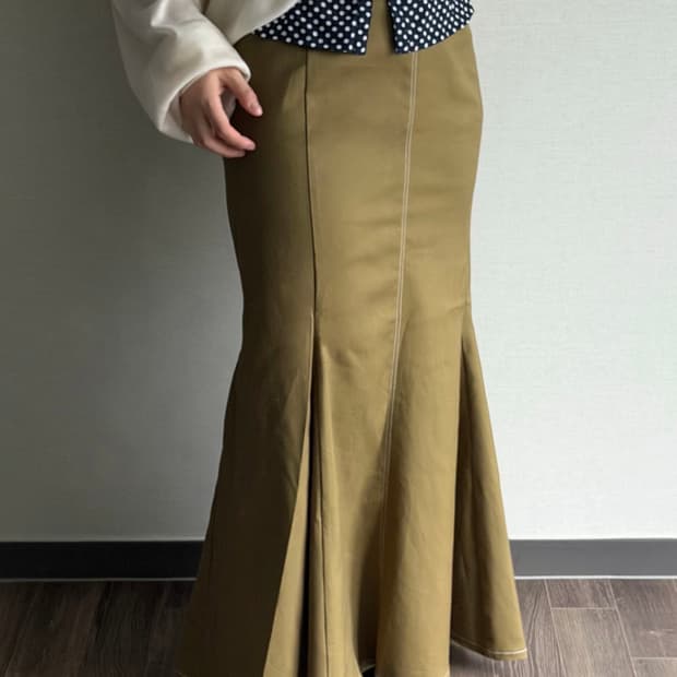 olive skirt