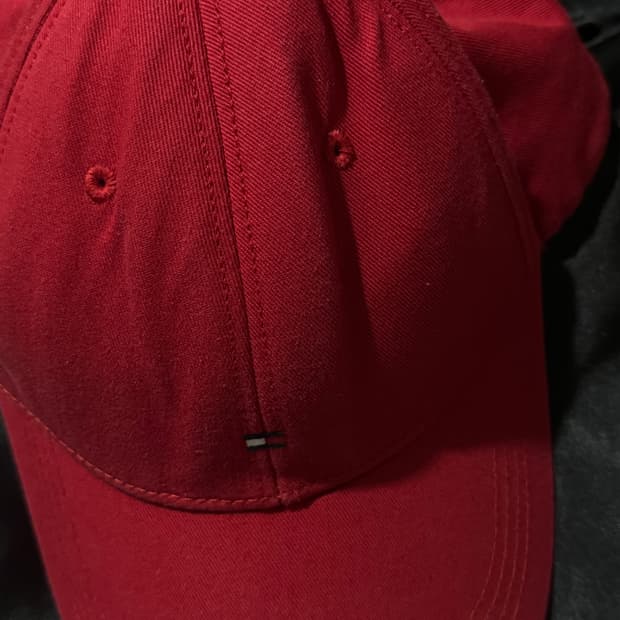 타미힐피거 모자