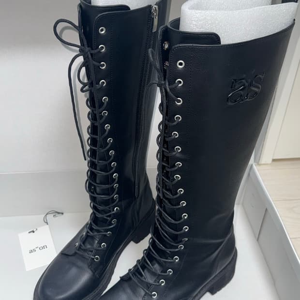 애즈온 BUDDY EYELET BOOTS 250