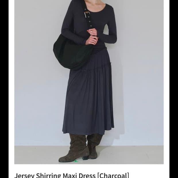 밀로우먼 셔링 드레스 차콜