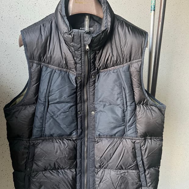 이스트로그 투웨이 패딩조끼