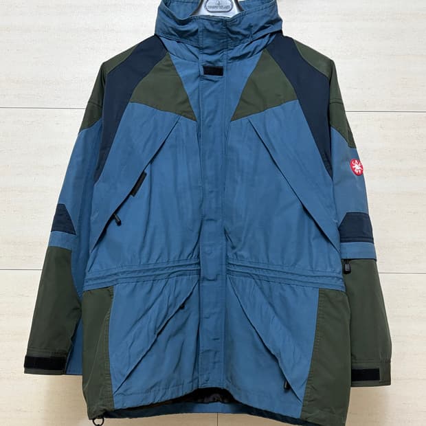 카브엠트 C.E CONDITIONS JACKET