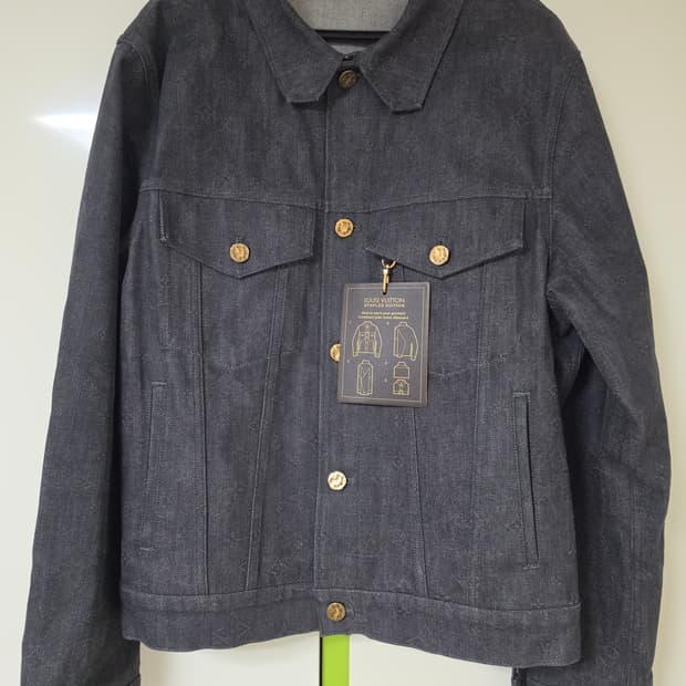 (새상품급) 루이비통 모노그램 데님 자켓 사이즈 52 100-105사이즈