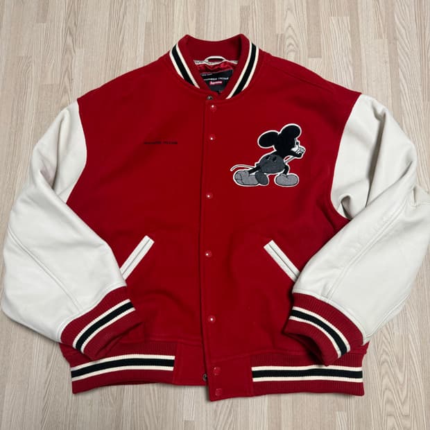 슈프림 x 넘버 나인 x 미키 마우스 바시티 자켓 레드 - 25FW