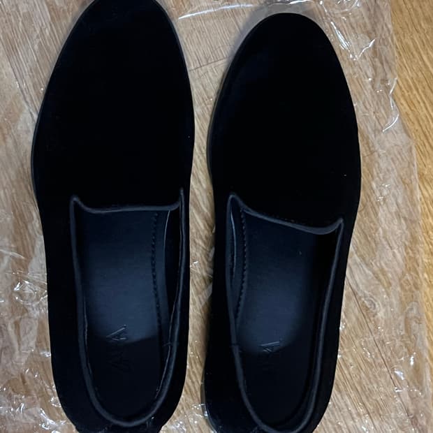 ZARA velvet shoes (39)
