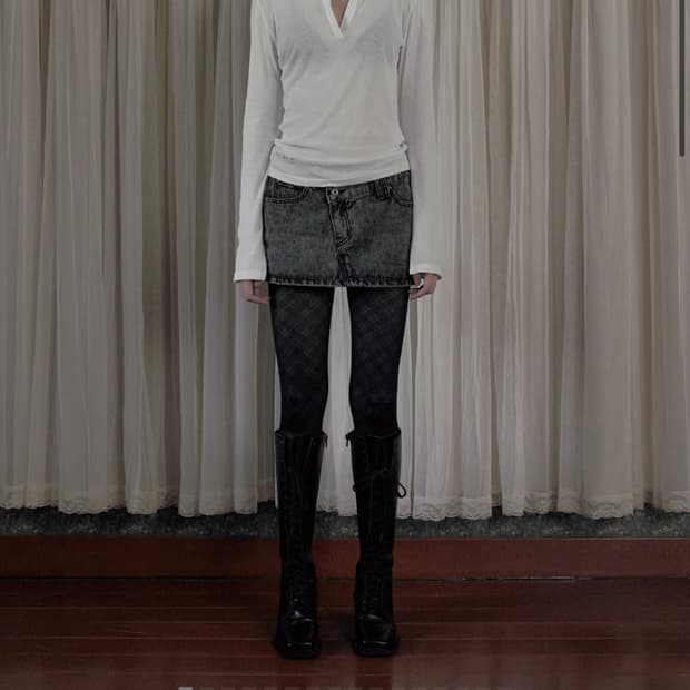 보헤미안서울 CROSSOVER DENIM MINI SKIRT
