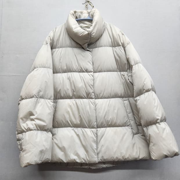 유니클로 울트라 라이트 다운 경량패딩 M(M)