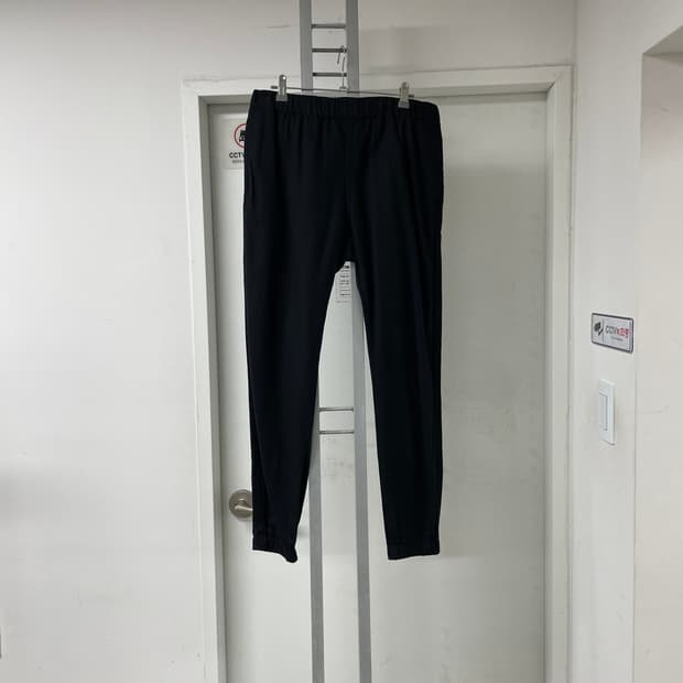 COS 코스 조거 팬츠 블랙 48