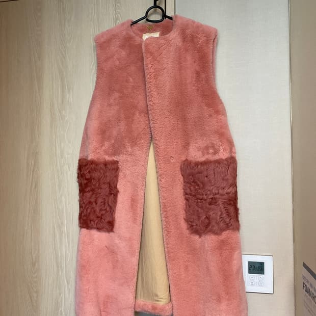 쥬시꾸뛰르 퍼 조끼