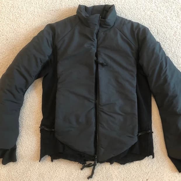 구해요) 사슴가죽 패딩 46 or 48