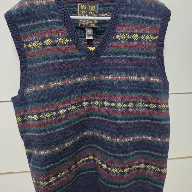 폴로 페어아일 베스트 M 사이즈 판매합니다