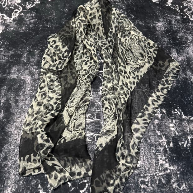 leopard scarf
