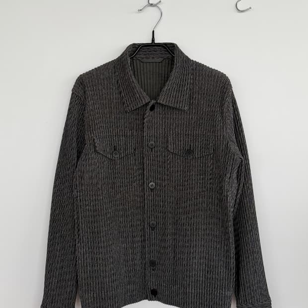 옴므플리세 지퍼체인자켓 2사이즈