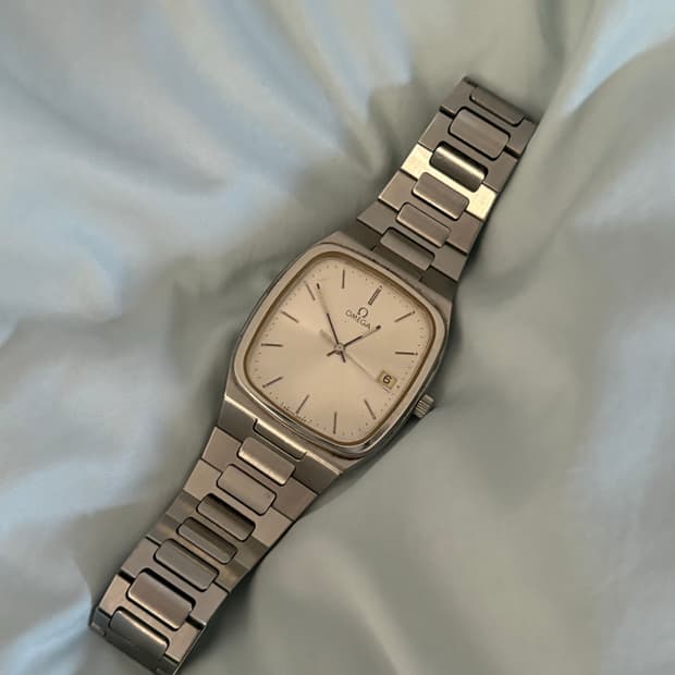 오메가 구형 손목시계