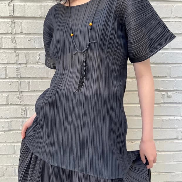 Issey Miyake 이세이미야케 플리츠 탑 판매해요 !
