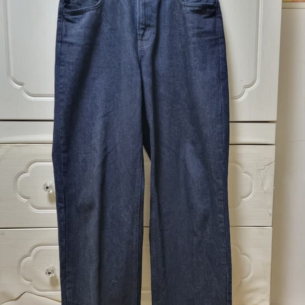 유니클로 와이드 스트레이트 진 29사이즈