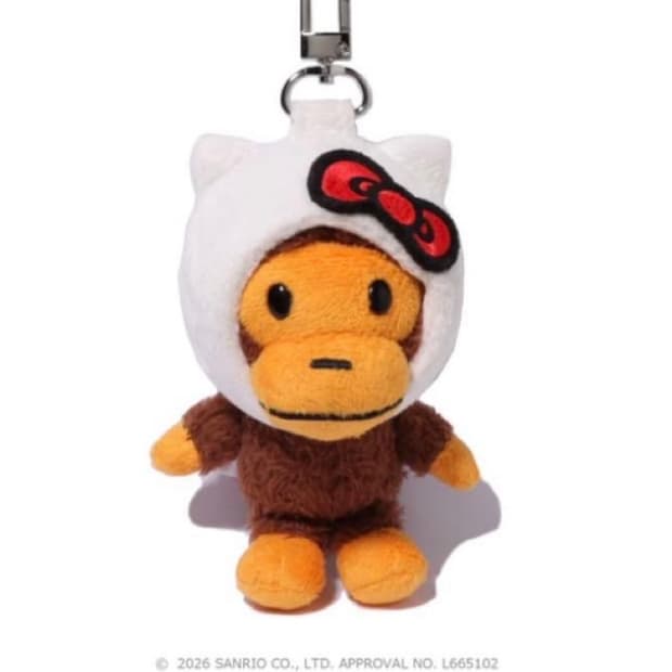 구함) 산리오 x 베이프 콜라보 키링 키티